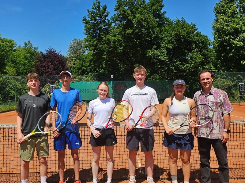 Erfolgreiche Tennispielerinnen und -spieler